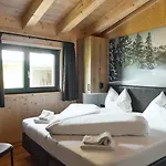 Alm-lodges Montafon By Pferd Auf Wolke