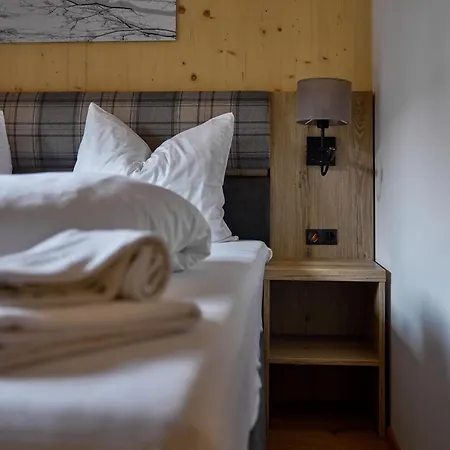 Alm-lodges Montafon By Pferd Auf Wolke