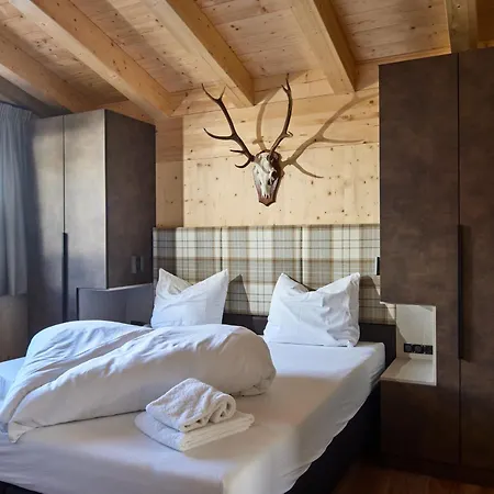 Alm-lodges Montafon By Pferd Auf Wolke غارغيلين