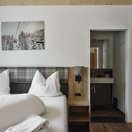 Alm-lodges Montafon By Pferd Auf Wolke *