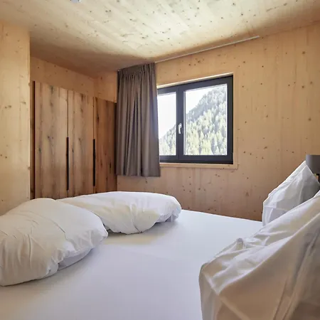 Alm-lodges Montafon By Pferd Auf Wolke * غارغيلين