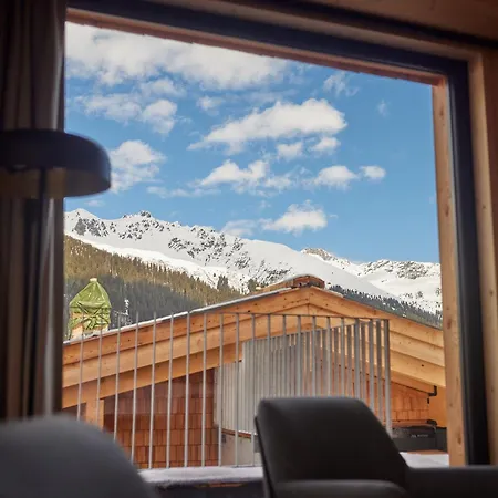 Alm-lodges Montafon By Pferd Auf Wolke *