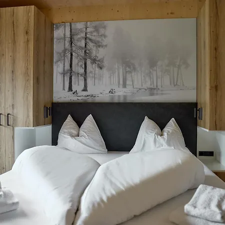 Alm-lodges Montafon By Pferd Auf Wolke *